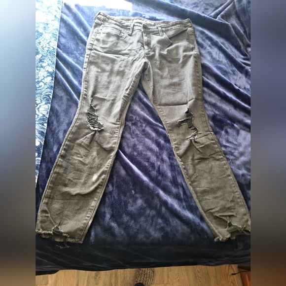 Black Distressed Skinny Denim - Picture 4 of 5